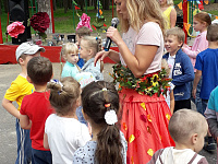 1 сентября 2019 в 12.00 в Бобачевской роще состоялась детская развлекательная программа «Здравствуй, школа»